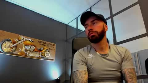 AronGrant online show from February 24, 10:46 am