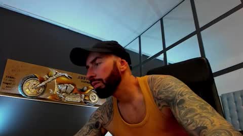 AronGrant online show from March 4, 10:10 am