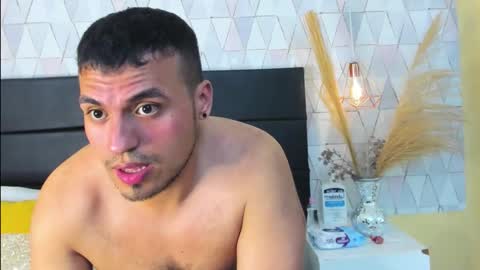 AronOlsen online show from February 27, 11:27 pm