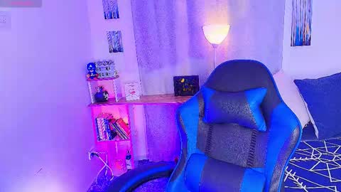 noah and ivy online show from November 20, 10:15 am