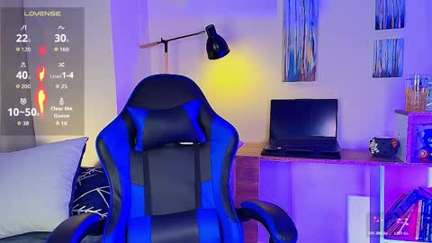 noah and ivy online show from December 19, 10:33 am