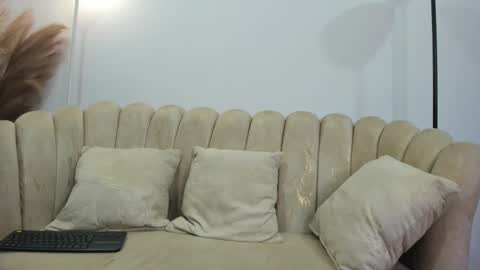 Snapshot of aroon_connor chatting on October 28, 12:03 am   online show from October 28, 12:03 am