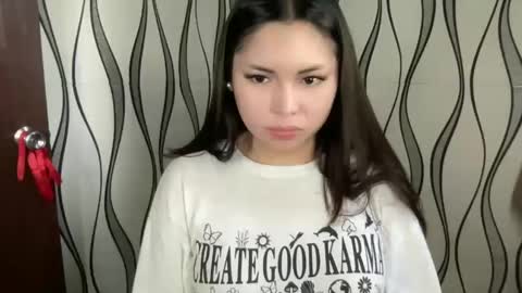 KATE MORE  online show from December 29, 4:59 am