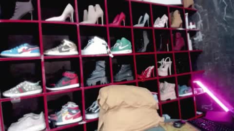 Arri online show from February 2, 2:54 am