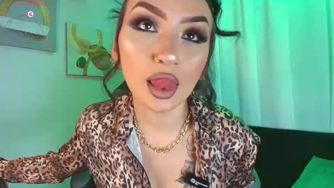    online show from October 18, 8:31 pm