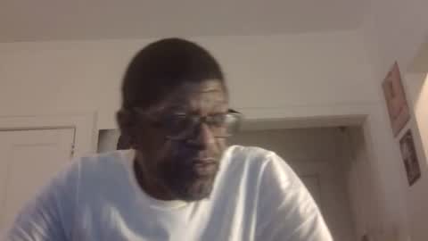 Snapshot of arteblazze chatting on June 2, 2:24 am Arteblazze not daddy boy bitch or nigga online show from June 2, 2:24 am