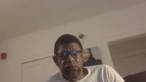 Snapshot of arteblazze chatting on June 3, 2:36 am Arteblazze not daddy boy bitch or nigga online show from June 3, 2:36 am