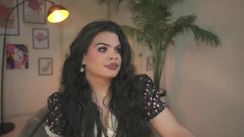 Chloe  online show from December 15, 4:50 am