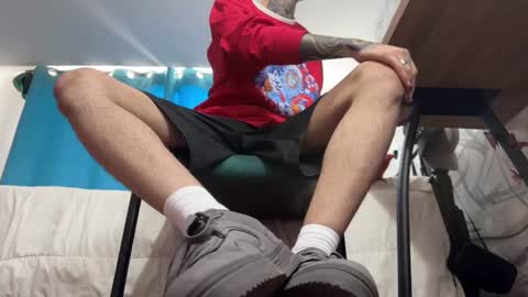   online show from December 25, 8:40 am