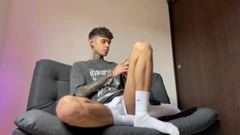   online show from March 7, 7:38 pm