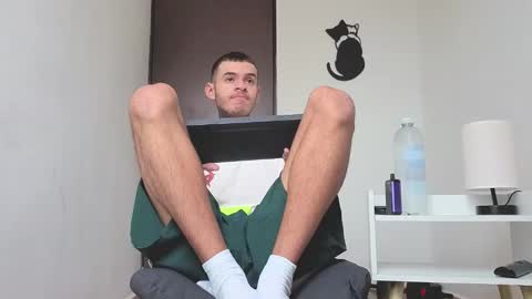   online show from November 27, 1:35 pm