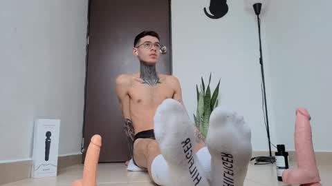   online show from February 20, 11:22 am