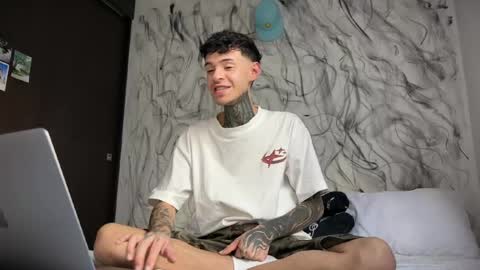   online show from April 15, 10:10 pm