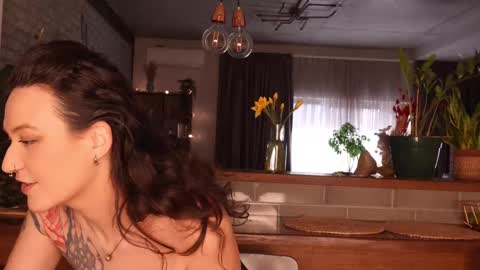 Snapshot of artegirlx chatting on March 8, 1:57 pm Maya online show from March 8, 1:57 pm