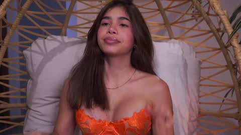 Amanda online show from February 3, 10:43 pm