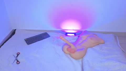 artemisa_leon online show from October 31, 5:19 am