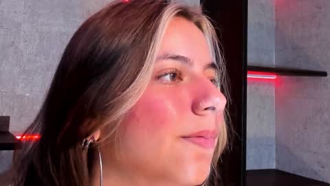 artemisablake online show from January 21, 12:57 am