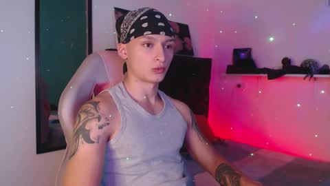 Arthur Phoenix online show from December 5, 3:59 am