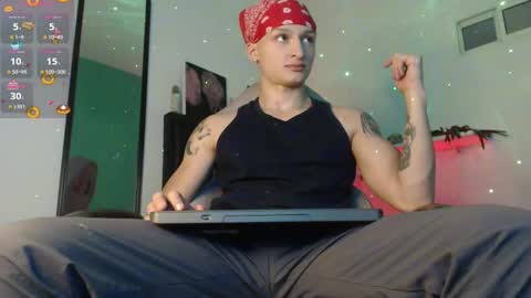 Arthur Phoenix online show from December 8, 8:20 am