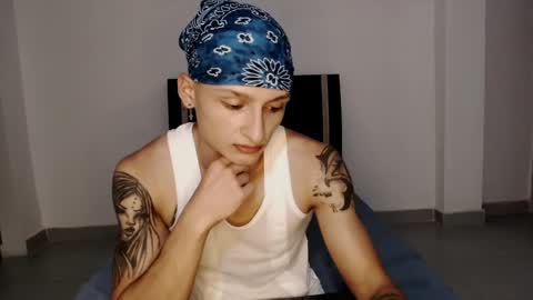 Arthur Phoenix online show from December 17, 4:45 am