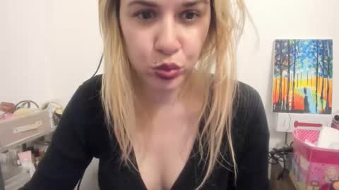 MIA online show from November 9, 11:03 pm