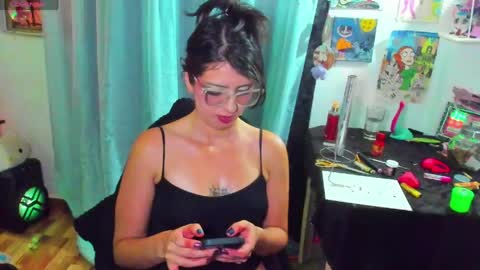 Isabella Cherry online show from May 28, 4:54 am
