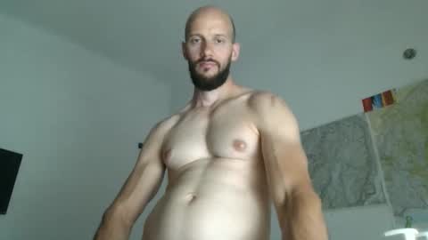 artur833 online show from May 26, 7:32 pm