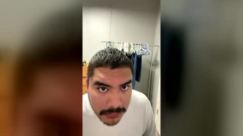 Snapshot of arturojunior24 chatting on July 21, 9:55 am arturojunior24 online show from July 21, 9:55 am