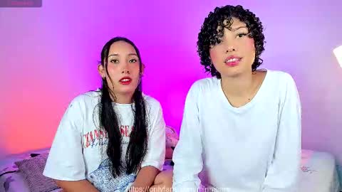 Ariana and Kelsieh online show from October 22, 11:59 pm