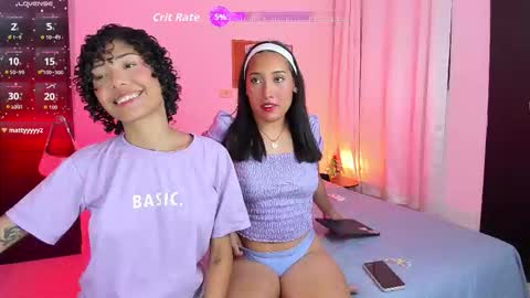 Ariana and Kelsieh online show from December 18, 2:39 am