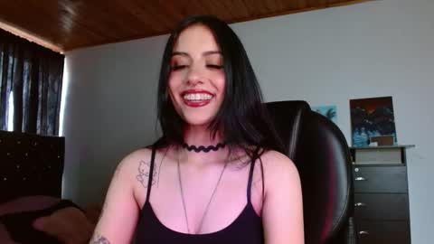   Independent Model online show from September 9, 7:02 pm