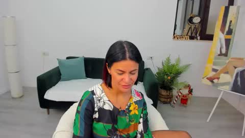 Arya online show from December 4, 7:33 pm