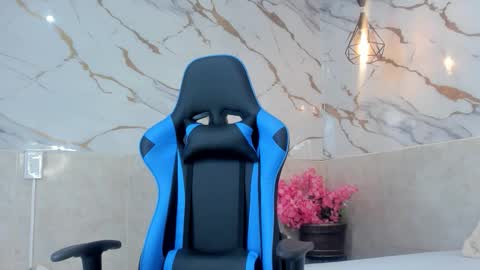 Ana online show from November 7, 5:02 pm