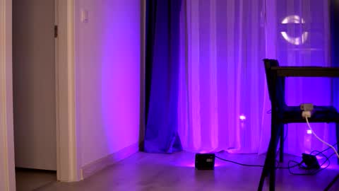 Lunaa  online show from October 31, 7:37 pm