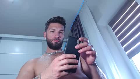 AryanAian1 online show from November 17, 12:55 pm