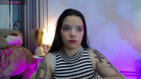 Snapshot of arybutty chatting on January 18, 7:06 pm Ary online show from January 18, 7:06 pm