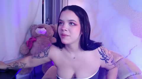 Snapshot of arybutty chatting on February 16, 7:10 pm Ary online show from February 16, 7:10 pm