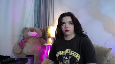 Snapshot of arybutty chatting on February 19, 6:59 pm Ary online show from February 19, 6:59 pm