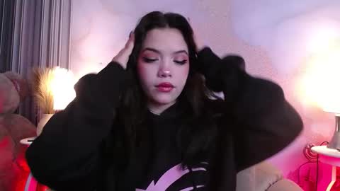 Snapshot of arybutty chatting on February 22, 12:04 pm Ary online show from February 22, 12:04 pm