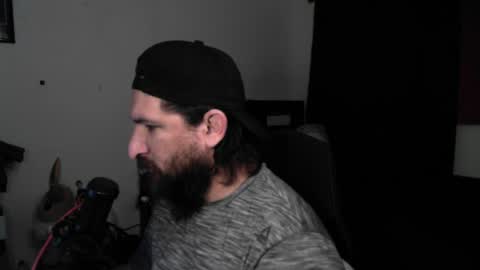 Snapshot of asanator101 chatting on May 17, 7:17 am devilPup75 online show from May 17, 7:17 am