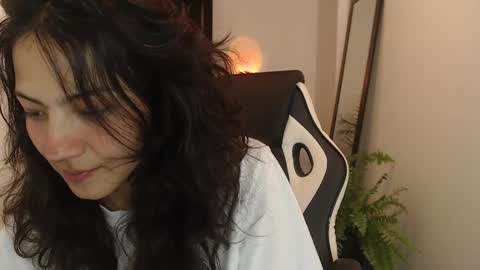 Snapshot of asaray_t chatting on March 27, 1:55 am Saray online show from March 27, 1:55 am