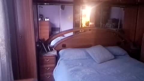 Troy online show from December 4, 8:01 am