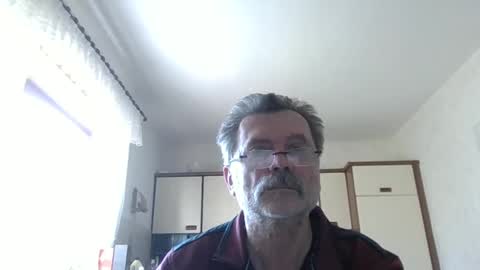 asdfg191628 online show from May 1, 6:40 am