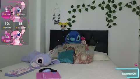 Asena online show from October 21, 7:03 pm