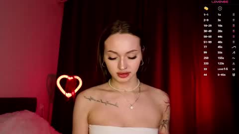 Snapshot of ash__care chatting on July 18, 7:06 pm Alice online show from July 18, 7:06 pm