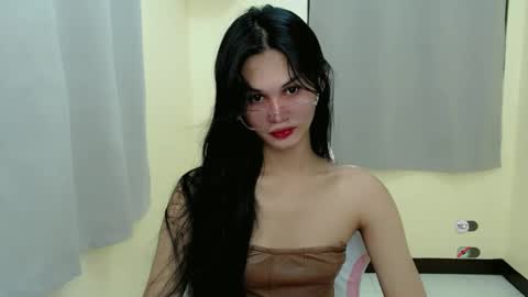 Snapshot of ash_sexdoll chatting on February 9, 8:33 am ASH online show from February 9, 8:33 am
