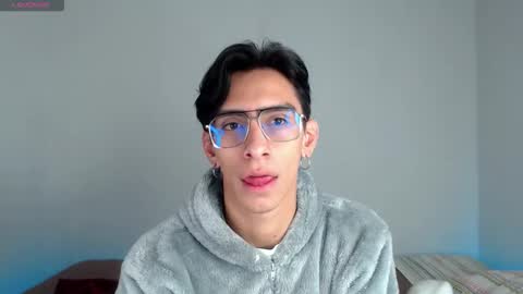 Ash online show from January 8, 12:57 am