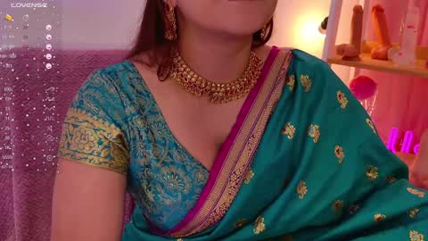Snapshot of ashalisha chatting on December 9, 1:45 pm Asha  online show from December 9, 1:45 pm