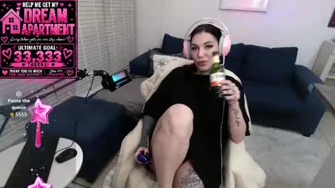 Ashley Faye online show from August 5, 4:43 pm