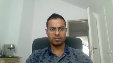 asharma1984xyz online show from July 6, 12:13 pm